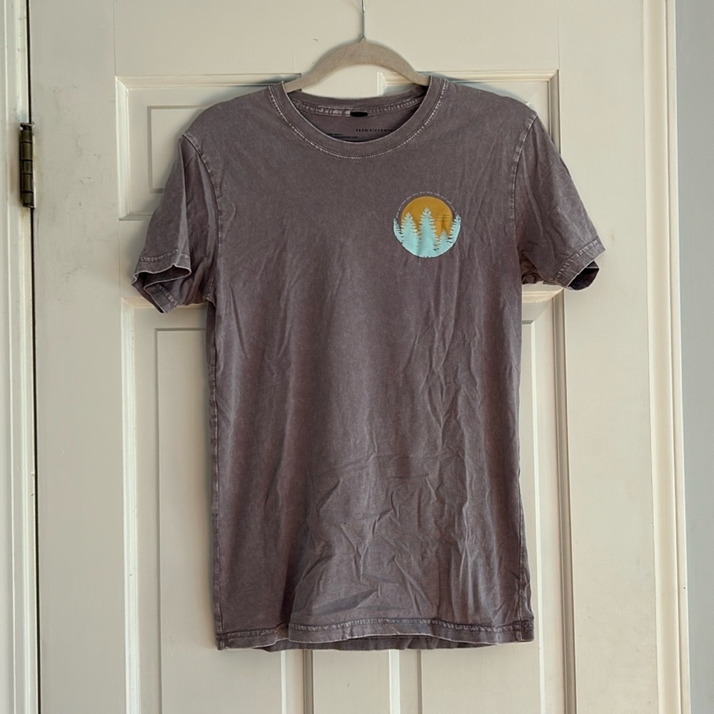Women’s purple t shirt